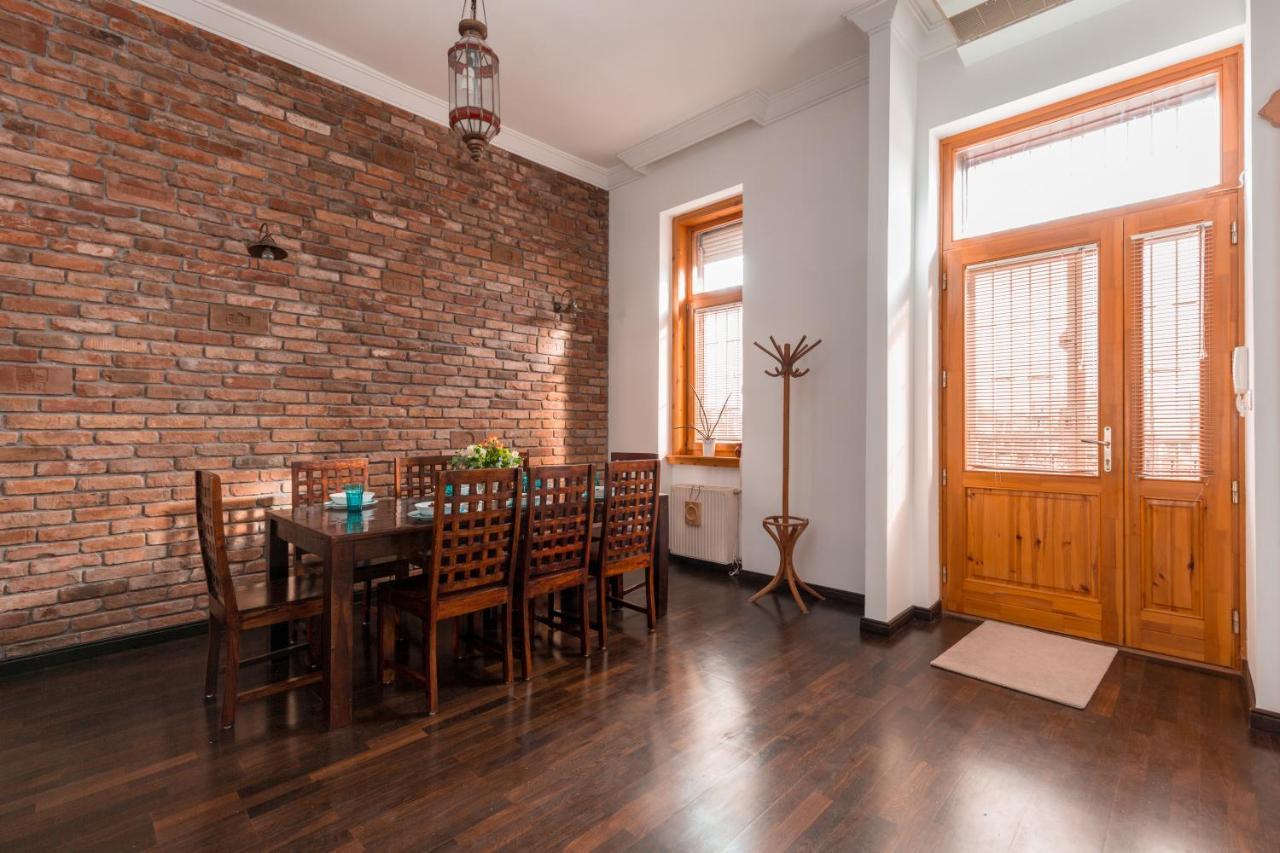 Supercentral Spacious Apartment Будапеща Екстериор снимка